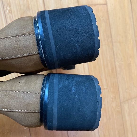 Madewell Carina Platform Brown Suede Chelsea Boot - Picture 5 of 7